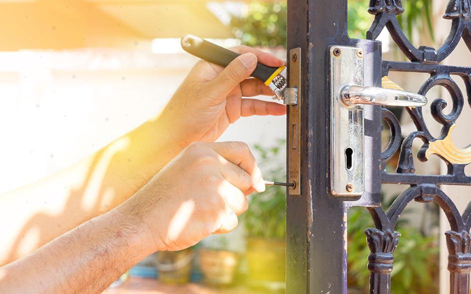 changer serrure de porte La Courneuve