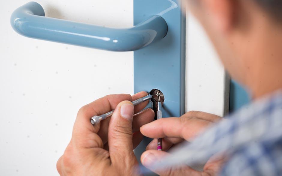 changer serrure de porte La Courneuve