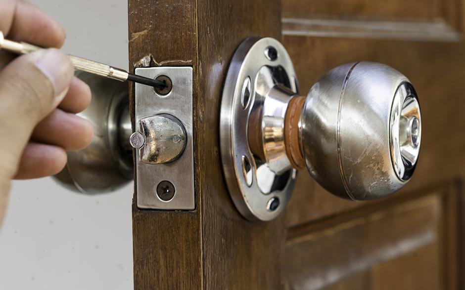 changer serrure de porte La Courneuve